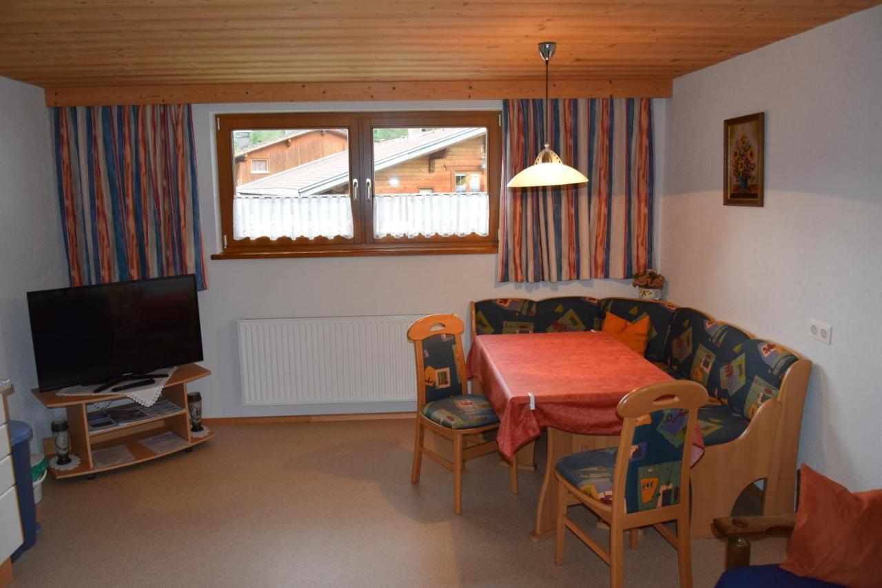 Ferienwohnung Gapp Elbigenalp Extérieur photo